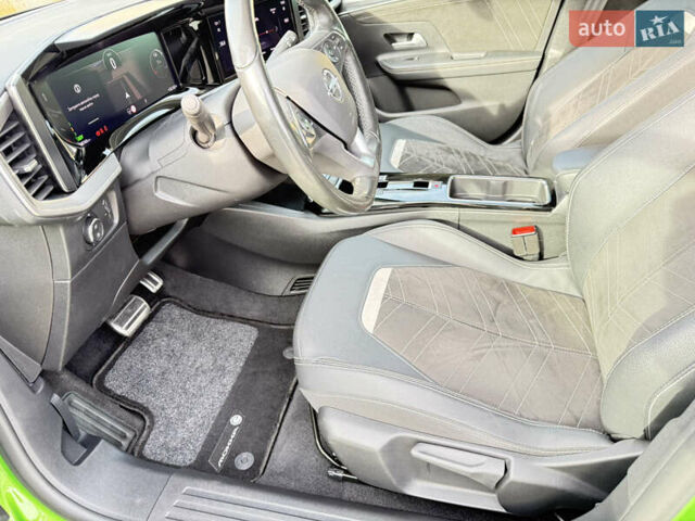 Зеленый Опель Mokka-e, объемом двигателя 0 л и пробегом 58 тыс. км за 17499 $, фото 14 на Automoto.ua