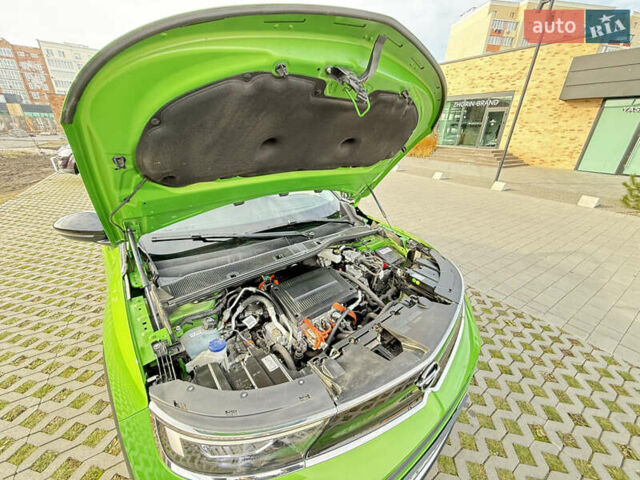 Зеленый Опель Mokka-e, объемом двигателя 0 л и пробегом 58 тыс. км за 17499 $, фото 55 на Automoto.ua