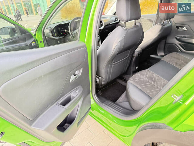 Зеленый Опель Mokka-e, объемом двигателя 0 л и пробегом 58 тыс. км за 17499 $, фото 39 на Automoto.ua