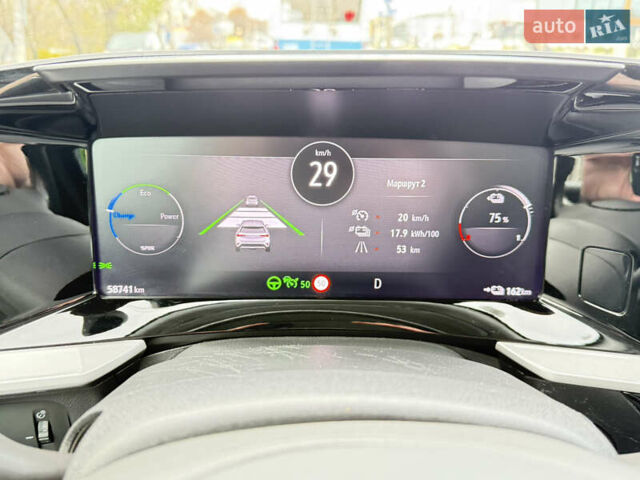 Зеленый Опель Mokka-e, объемом двигателя 0 л и пробегом 58 тыс. км за 17499 $, фото 47 на Automoto.ua