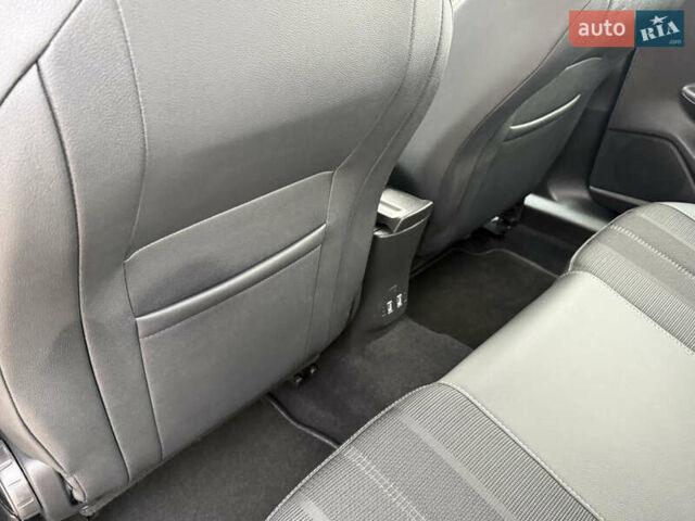 Зелений Опель Mokka-e, об'ємом двигуна 0 л та пробігом 60 тис. км за 16799 $, фото 54 на Automoto.ua