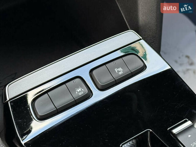 Зеленый Опель Mokka-e, объемом двигателя 0 л и пробегом 18 тыс. км за 16900 $, фото 24 на Automoto.ua