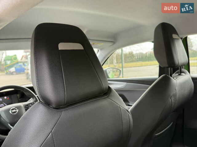 Зелений Опель Mokka-e, об'ємом двигуна 0 л та пробігом 60 тис. км за 16799 $, фото 53 на Automoto.ua