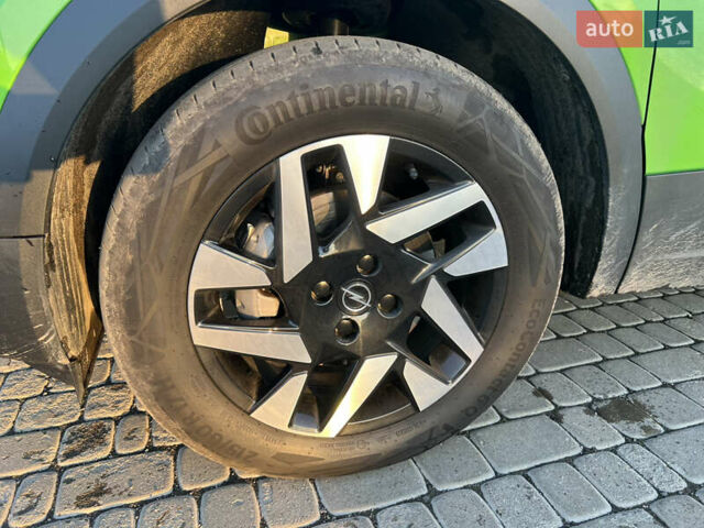 Зелений Опель Mokka-e, об'ємом двигуна 0 л та пробігом 17 тис. км за 19000 $, фото 7 на Automoto.ua