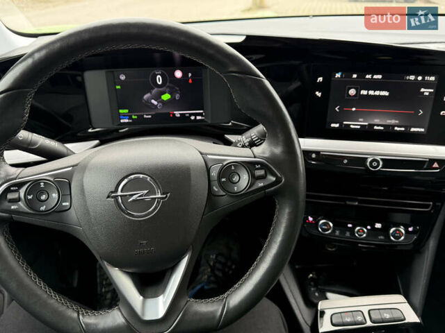 Зелений Опель Mokka-e, об'ємом двигуна 0 л та пробігом 60 тис. км за 16799 $, фото 95 на Automoto.ua