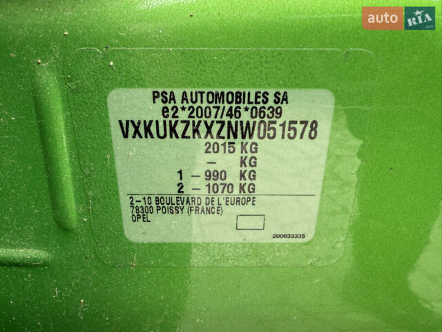 Зелений Опель Mokka-e, об'ємом двигуна 0 л та пробігом 60 тис. км за 16799 $, фото 28 на Automoto.ua