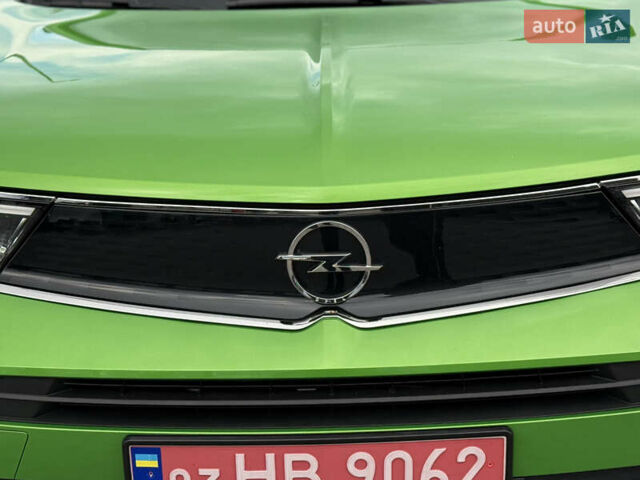 Зеленый Опель Mokka-e, объемом двигателя 0 л и пробегом 18 тыс. км за 16900 $, фото 45 на Automoto.ua