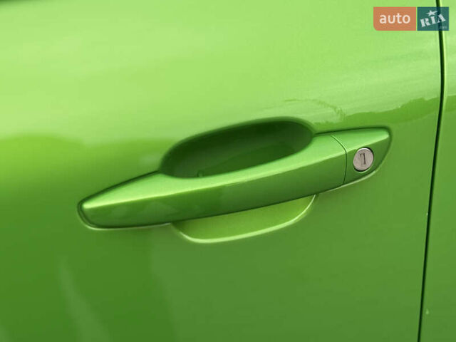 Зеленый Опель Mokka-e, объемом двигателя 0 л и пробегом 18 тыс. км за 16900 $, фото 39 на Automoto.ua