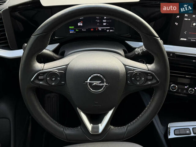 Зеленый Опель Mokka-e, объемом двигателя 0 л и пробегом 18 тыс. км за 16900 $, фото 13 на Automoto.ua