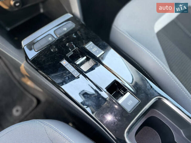 Зелений Опель Mokka-e, об'ємом двигуна 0 л та пробігом 17 тис. км за 19000 $, фото 14 на Automoto.ua