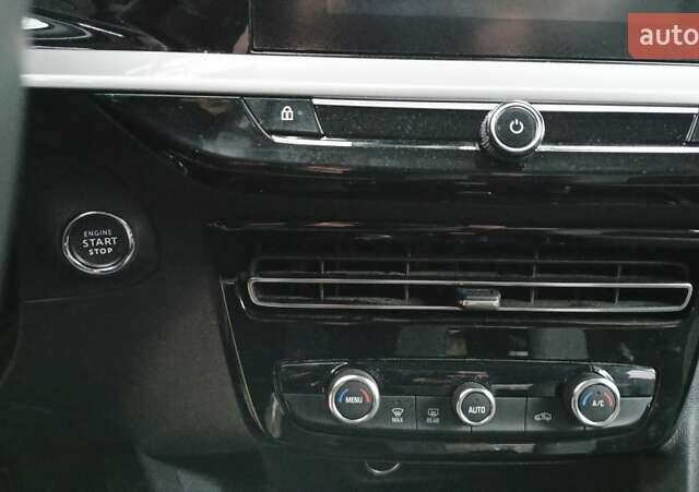 Зеленый Опель Mokka-e, объемом двигателя 0 л и пробегом 12 тыс. км за 17500 $, фото 12 на Automoto.ua