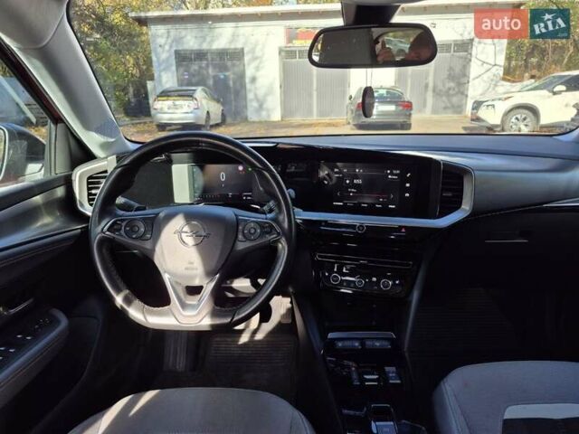 Опель Mokka 2021 в Львове на Automoto.ua Красный Опель Mokka, объемом двигателя 1.2 л и пробегом 42 тыс. км за 17500 $, фото 1 на Automoto.ua