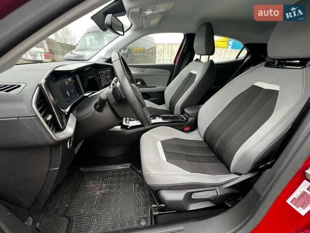 Червоний Опель Mokka, об'ємом двигуна 1.2 л та пробігом 15 тис. км за 18000 $, фото 23 на Automoto.ua