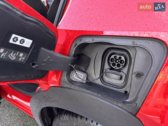 Опель Mokka 2022 у Києві на Automoto.ua Червоний Опель Mokka, об'ємом двигуна 0 л та пробігом 40 тис. км за 18000 $, фото 26 на Automoto.ua