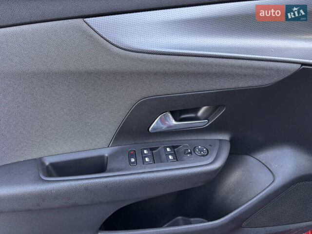 Опель Mokka 2022 у Києві на Automoto.ua Червоний Опель Mokka, об'ємом двигуна 0 л та пробігом 40 тис. км за 18000 $, фото 20 на Automoto.ua