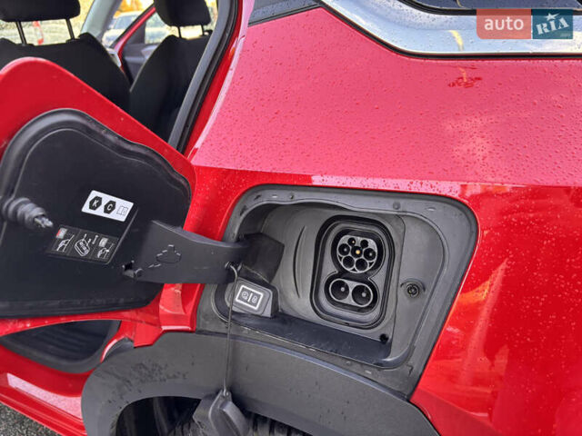 Опель Mokka 2022 у Києві на Automoto.ua Червоний Опель Mokka, об'ємом двигуна 0 л та пробігом 40 тис. км за 18000 $, фото 25 на Automoto.ua