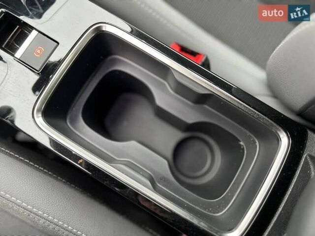 Червоний Опель Mokka, об'ємом двигуна 1.2 л та пробігом 15 тис. км за 18000 $, фото 34 на Automoto.ua