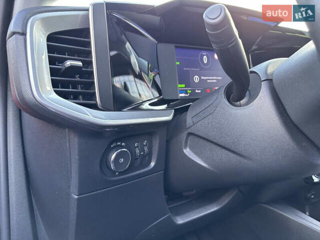 Опель Mokka 2022 у Києві на Automoto.ua Червоний Опель Mokka, об'ємом двигуна 0 л та пробігом 40 тис. км за 18000 $, фото 21 на Automoto.ua