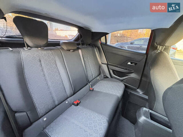 Опель Mokka 2022 у Києві на Automoto.ua Червоний Опель Mokka, об'ємом двигуна 0 л та пробігом 40 тис. км за 18000 $, фото 33 на Automoto.ua