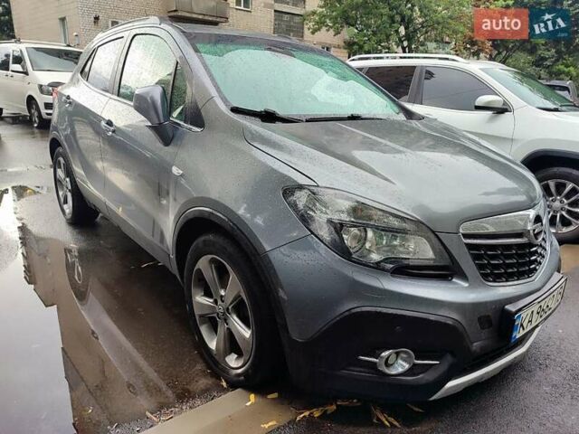 Серый Опель Mokka, объемом двигателя 1.69 л и пробегом 254 тыс. км за 12200 $, фото 5 на Automoto.ua