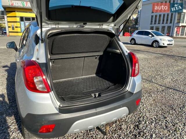 Серый Опель Mokka, объемом двигателя 1.36 л и пробегом 70 тыс. км за 13800 $, фото 23 на Automoto.ua