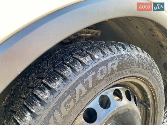 Серый Опель Mokka, объемом двигателя 1.36 л и пробегом 70 тыс. км за 13800 $, фото 24 на Automoto.ua