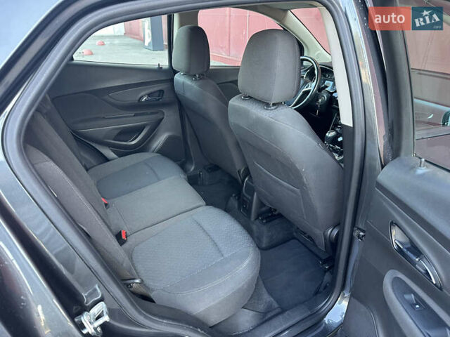 Сірий Опель Mokka, об'ємом двигуна 1.6 л та пробігом 150 тис. км за 14999 $, фото 19 на Automoto.ua