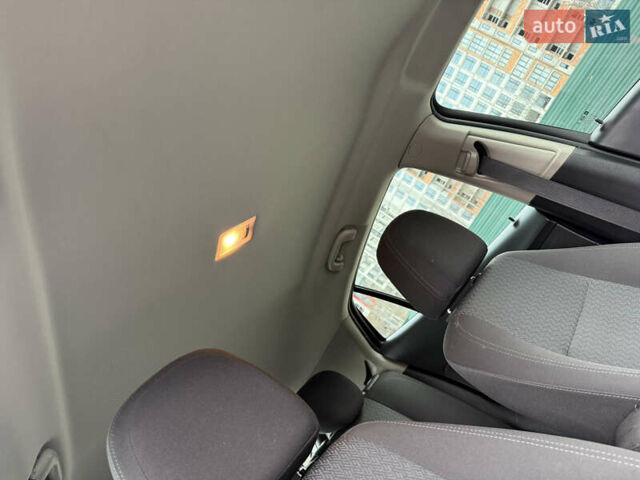 Опель Mokka 2017 в Киеве на Automoto.ua Серый Опель Mokka, объемом двигателя 1.6 л и пробегом 179 тыс. км за 13200 $, фото 22 на Automoto.ua