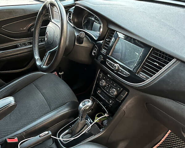 Серый Опель Mokka, объемом двигателя 1.6 л и пробегом 147 тыс. км за 15900 $, фото 15 на Automoto.ua