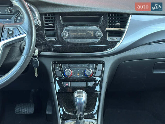 Сірий Опель Mokka, об'ємом двигуна 1.6 л та пробігом 150 тис. км за 14999 $, фото 25 на Automoto.ua