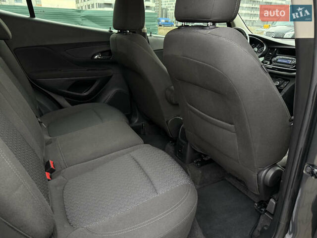 Опель Mokka 2017 в Киеве на Automoto.ua Серый Опель Mokka, объемом двигателя 1.6 л и пробегом 179 тыс. км за 13200 $, фото 13 на Automoto.ua