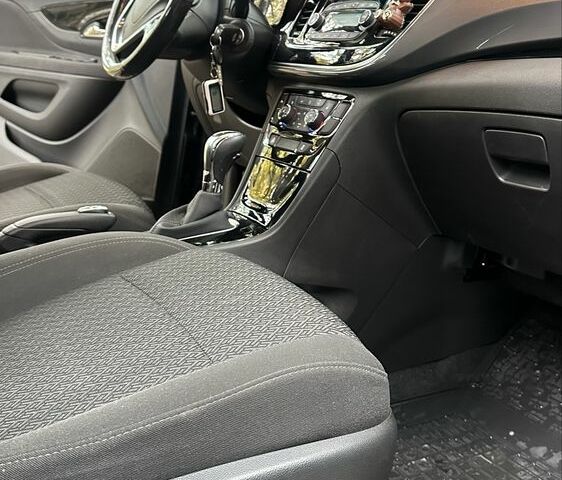 Сірий Опель Mokka, об'ємом двигуна 1.6 л та пробігом 119 тис. км за 13500 $, фото 14 на Automoto.ua