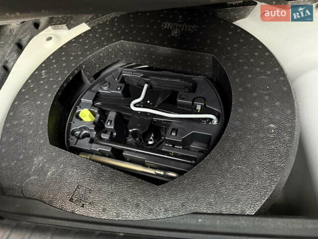 Опель Mokka 2021 в Киеве на Automoto.ua Серый Опель Mokka, объемом двигателя 1.2 л и пробегом 46 тыс. км за 18800 $, фото 10 на Automoto.ua