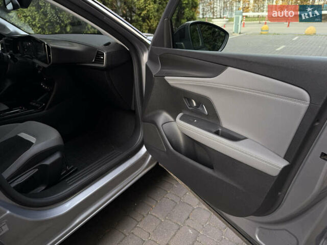 Опель Mokka 2021 в Киеве на Automoto.ua Серый Опель Mokka, объемом двигателя 1.2 л и пробегом 46 тыс. км за 18800 $, фото 24 на Automoto.ua