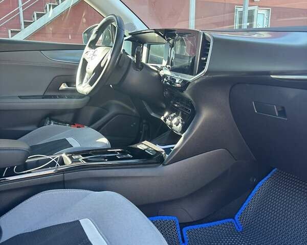 Синий Опель Mokka, объемом двигателя 1.2 л и пробегом 65 тыс. км за 17899 $, фото 4 на Automoto.ua