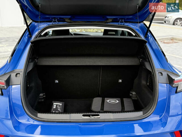 Синий Опель Mokka, объемом двигателя 0 л и пробегом 42 тыс. км за 16900 $, фото 10 на Automoto.ua