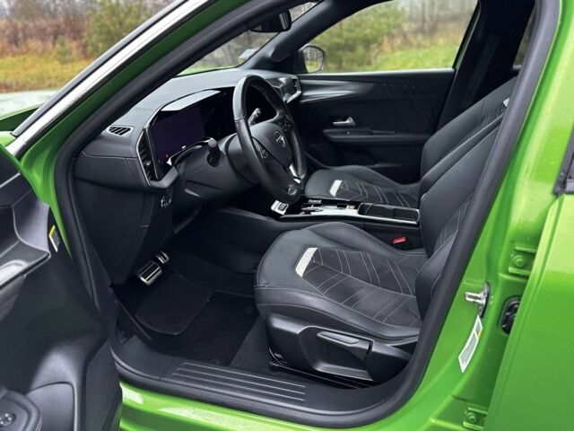 Зеленый Опель Mokka, объемом двигателя 0 л и пробегом 43 тыс. км за 17800 $, фото 4 на Automoto.ua