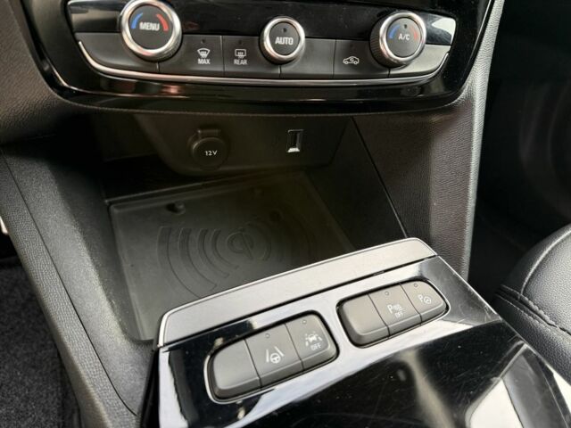 Зелений Опель Mokka, об'ємом двигуна 0 л та пробігом 58 тис. км за 17499 $, фото 20 на Automoto.ua