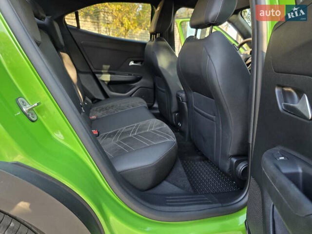 Зеленый Опель Mokka, объемом двигателя 0 л и пробегом 56 тыс. км за 18300 $, фото 18 на Automoto.ua