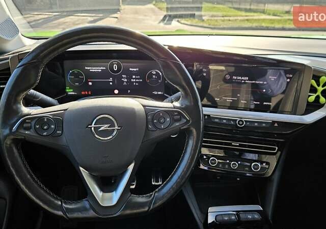 Зеленый Опель Mokka, объемом двигателя 0 л и пробегом 24 тыс. км за 19500 $, фото 15 на Automoto.ua