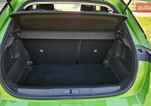 Зеленый Опель Mokka, объемом двигателя 0 л и пробегом 24 тыс. км за 19500 $, фото 21 на Automoto.ua