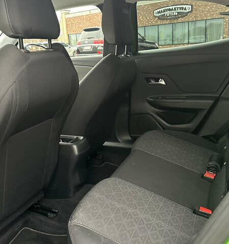 Зеленый Опель Mokka, объемом двигателя 0 л и пробегом 130 тыс. км за 15300 $, фото 22 на Automoto.ua