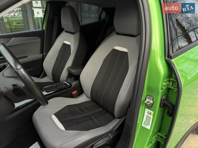 Зелений Опель Mokka, об'ємом двигуна 1.2 л та пробігом 82 тис. км за 18700 $, фото 11 на Automoto.ua