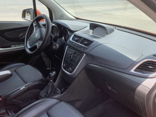 Оранжевый Опель Mokka, объемом двигателя 1.7 л и пробегом 174 тыс. км за 10500 $, фото 6 на Automoto.ua