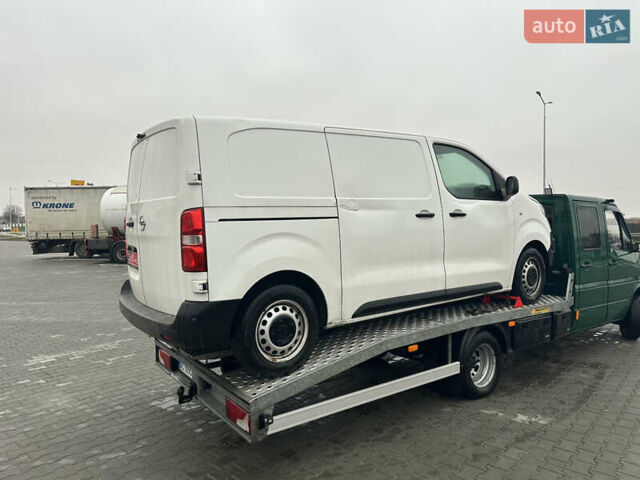 Белый Опель Vivaro-e, объемом двигателя 0 л и пробегом 44 тыс. км за 14500 $, фото 2 на Automoto.ua