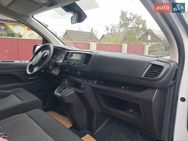 Білий Опель Vivaro-e, об'ємом двигуна 0 л та пробігом 7 тис. км за 22500 $, фото 19 на Automoto.ua