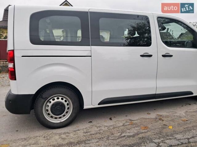 Білий Опель Vivaro-e, об'ємом двигуна 0 л та пробігом 7 тис. км за 22500 $, фото 3 на Automoto.ua