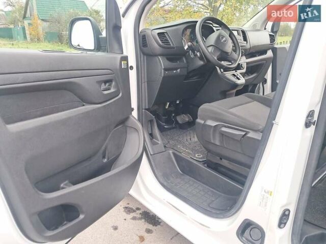Білий Опель Vivaro-e, об'ємом двигуна 0 л та пробігом 7 тис. км за 22500 $, фото 35 на Automoto.ua