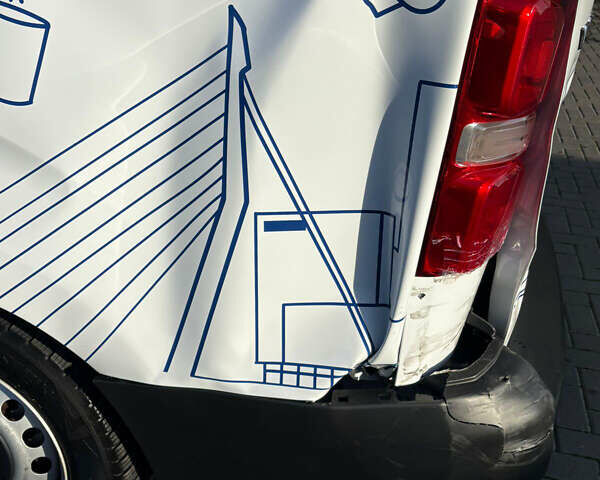 Белый Опель Vivaro-e, объемом двигателя 0 л и пробегом 31 тыс. км за 25900 $, фото 9 на Automoto.ua