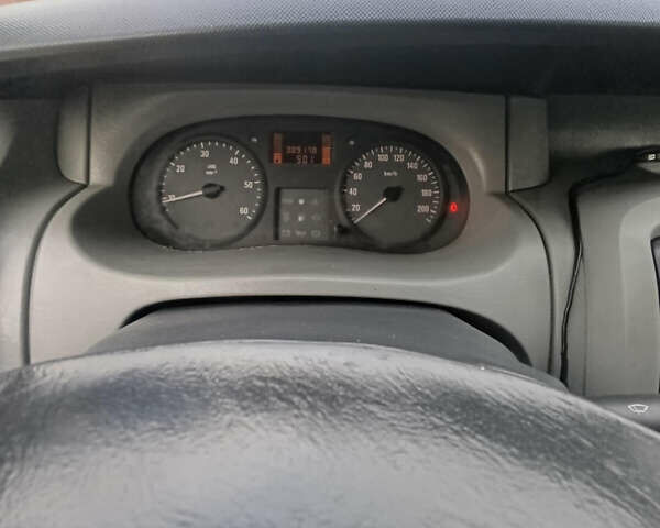 Белый Опель Vivaro-e, объемом двигателя 0 л и пробегом 389 тыс. км за 7200 $, фото 9 на Automoto.ua